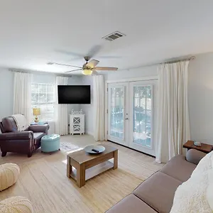 https://summer-lake-townhomes-1.hotels-destin.com